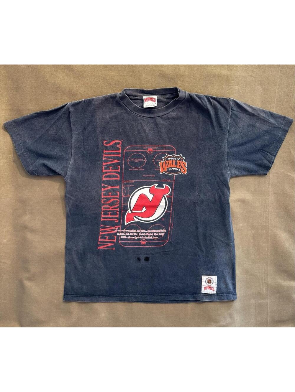 Vintage 80s 90s New Jersey Devils NHL Nutmeg Mills Faded Black T-Shirt Large